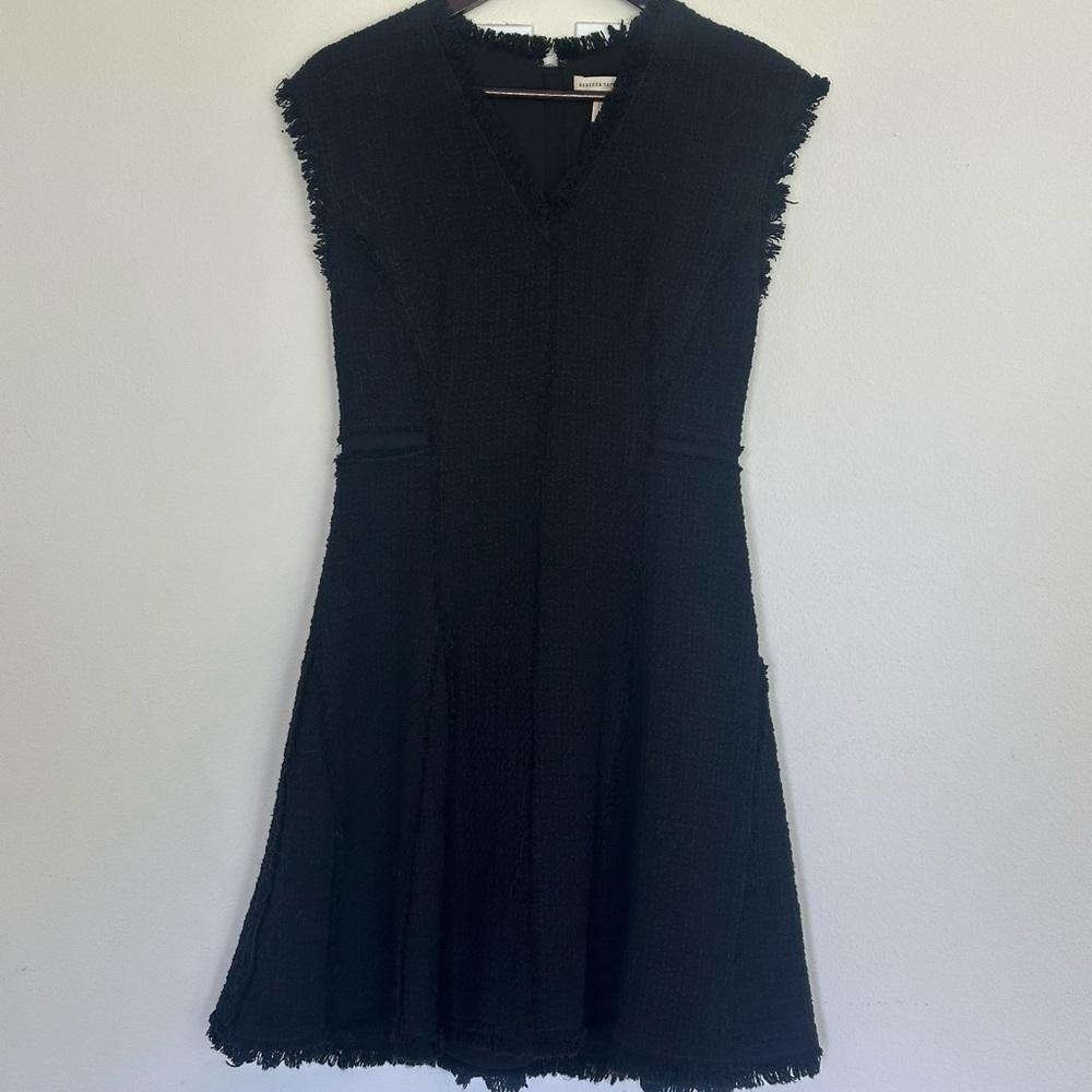 Elegant Black Sleeveless Dress